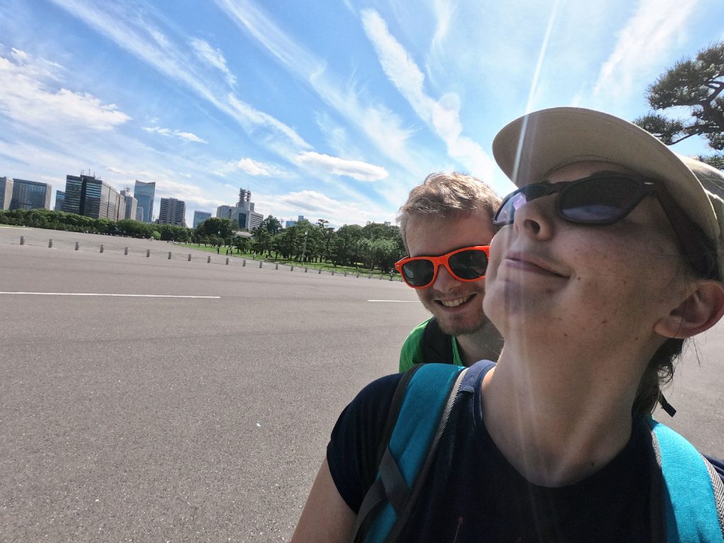 Selfie sur l'esplanade devant le Palais Impérial