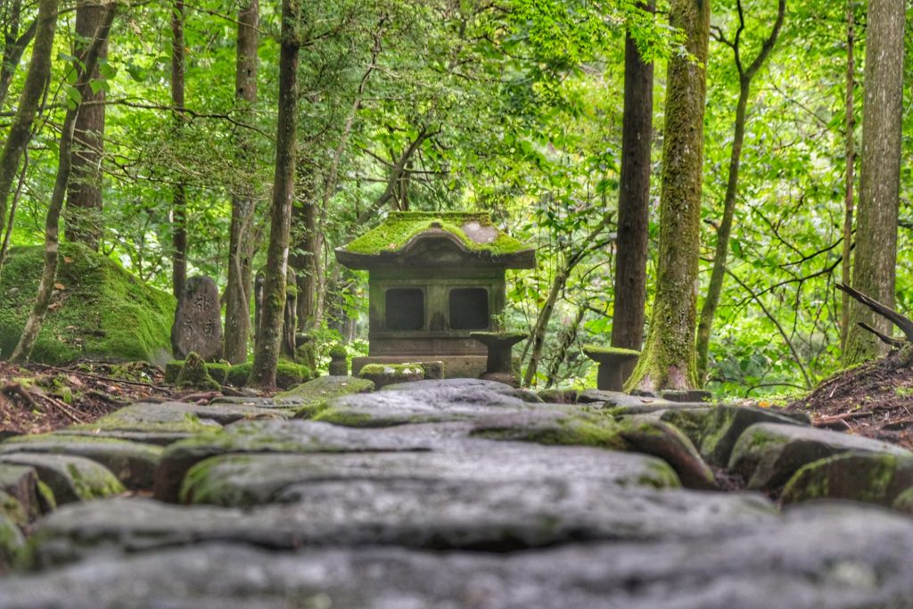 Un autel près de Nikko