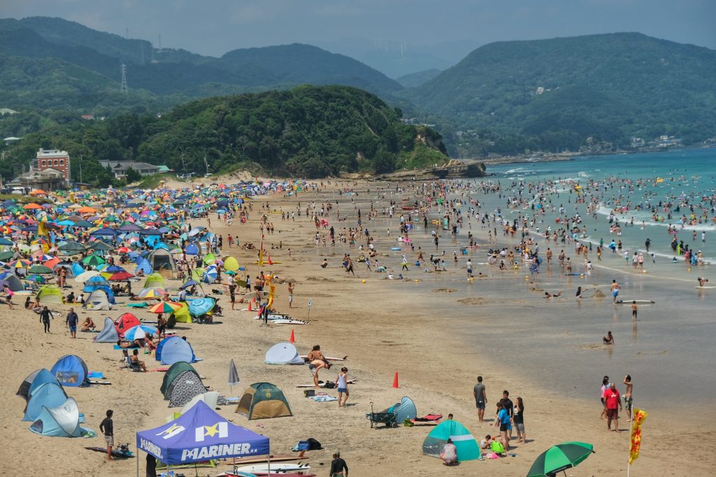 La plage de Shirahama dans la péninsule d'Izu