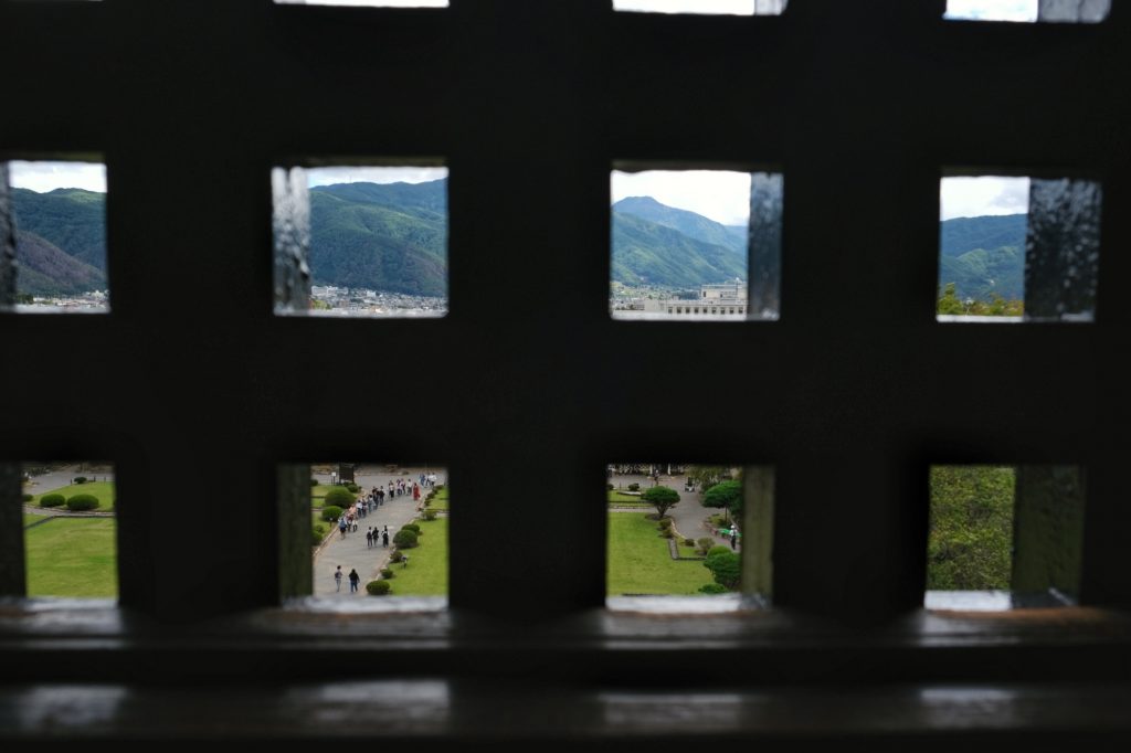 Une fenêtre du château de Matsumoto