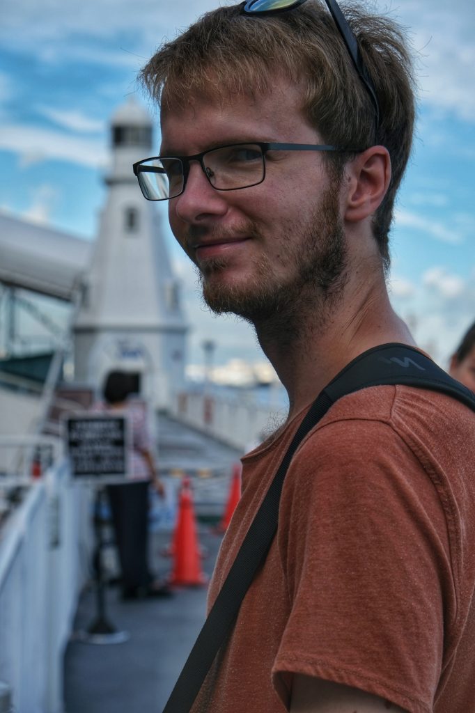 Vincent aime beaucoup les bateaux