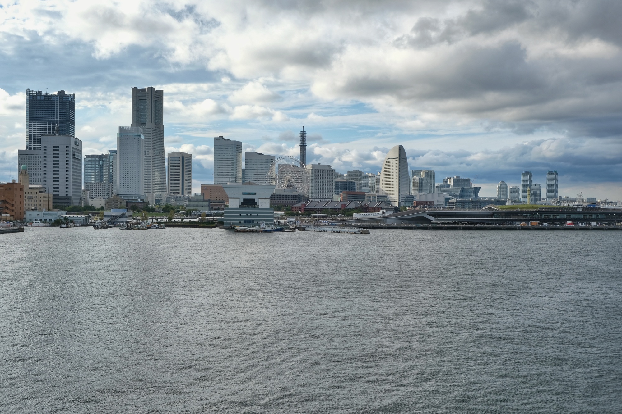 Les immeubles modernes de la ville de Yokohama