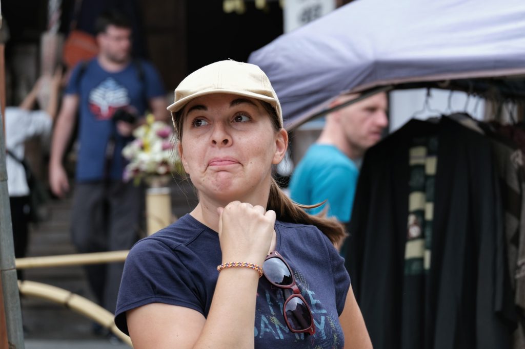 Claire se pavane à Miyajima