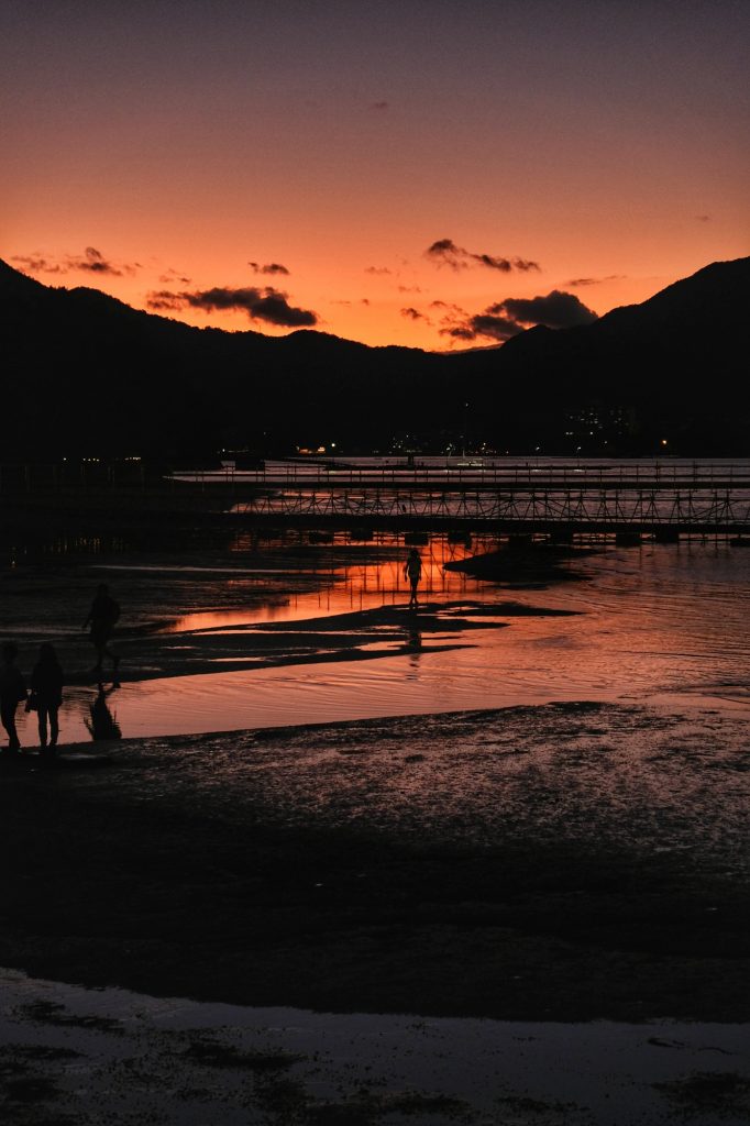 Coucher de soleil (marée basse) depuis l'île de Miyajima