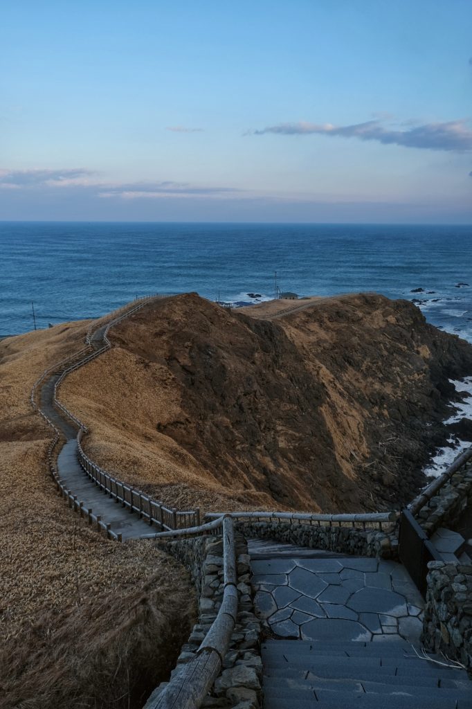 Le chemin du cap Erimo