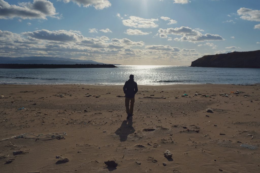 Vincent sur la plage d'Esashi