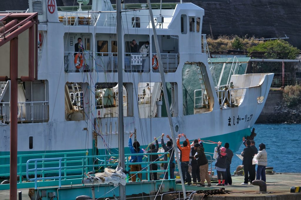 Fête d'au-revoir de l'instituteur d'Ikeshima