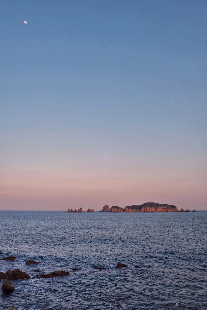 Vue de la mer depuis le camping d'Izakibana